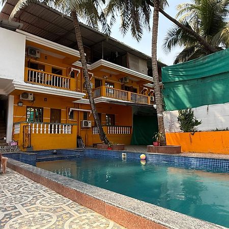 Aura Rooms & Swimming Pool, Calangute Εξωτερικό φωτογραφία