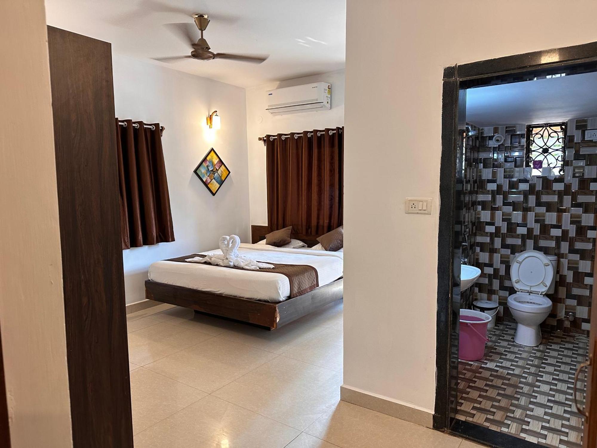 Aura Rooms & Swimming Pool, Calangute Εξωτερικό φωτογραφία